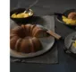 
                  Café da Manhã: aprenda a fazer um bolo de ricota com maçã
