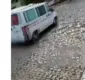 
                  Ambulância desgovernada invade loja no sudoeste da Bahia
