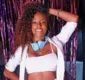 
                  Ex-BBB Lumena oferece beijo em celebração ao Dia da Mulher