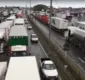 
                  Caminhoneiros liberam avenida em Feira de Santana após protesto