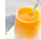 
                  Aprenda receita de smoothie de laranja, manga e cenoura