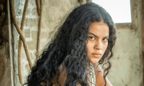 
				
					Em 'Pantanal', Muda atira no Velho do Rio e nega ajuda: 'Tô morrendo'
				
				