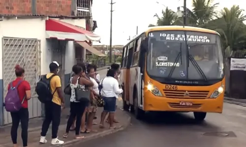 
				
					Moradores de Cassange denunciam retirada de linha de ônibus na região
				
				