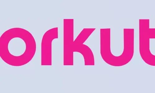 
				
					Fundador do Orkut reativa site 8 anos após o fim e anima internautas: 'Vejo vocês em breve'
				
				