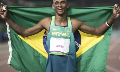 
				
					Alison dos Santos é ouro nos 400m com barreiras nos Estados Unidos
				
				