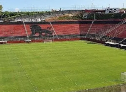 Ingressos para Vitória x Floresta estão à venda; confira