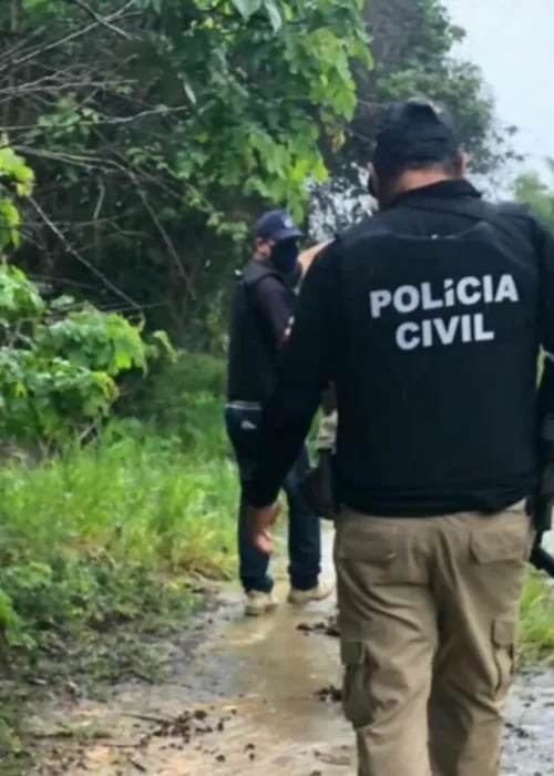 
				
					Desaparecido há um mês, casal é encontrado morto na zona rural de Ibotirama
				
				