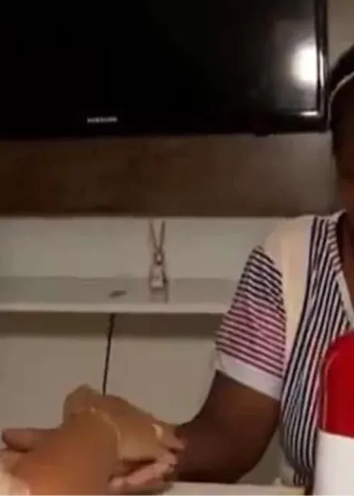 
				
					'Era uma vida triste para mim', diz doméstica resgatada de trabalho análogo à escravidão na Bahia
				
				
