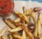 
                  Acompanhamento perfeito: aprenda receita de batata assada com ketchup caseiro