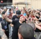 
                  João Gomes causa tumulto com show gratuito no Mercadão