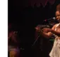 
                  Gab Ferruz apresenta show do álbum A-Fé-To na Sala de Coro do TCA