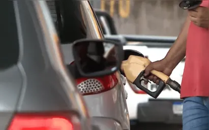 
		Preço da gasolina sobre pela 4ª vez e bate novo recorde, aponta ANP; litro vai a R$7,29