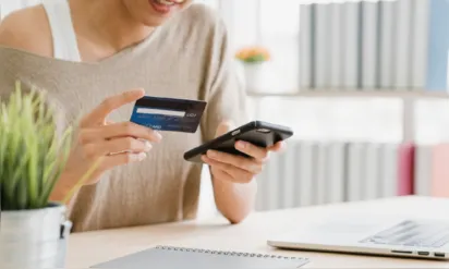 
		Saiba quais são os principais meios de pagamentos eletrônicos e como utilizar todos eles; confira