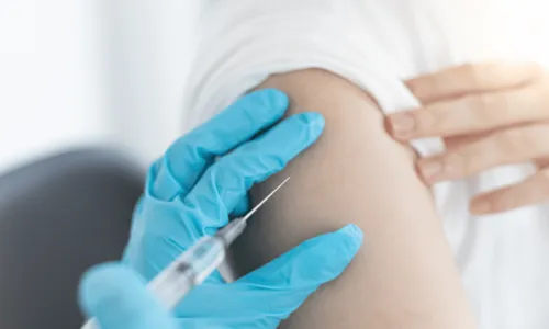 
				
					Vacina AstraZeneca contra Covid-19 chega às clínicas particulares nesta terça-feira (31); veja detalhes
				
				