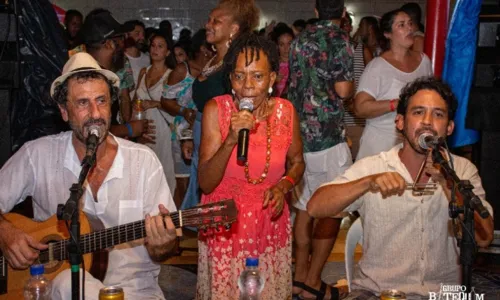
				
					Grupo Botequim realiza roda de samba no Pelourinho na sexta-feira (20)
				
				