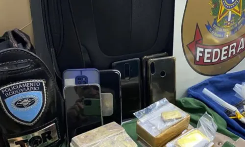 
				
					Polícia Federal apreende 77 kg de ouro em avião particular
				
				