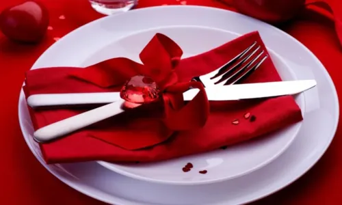
				
					Confira dicas para decorar sua mesa para o jantar do Dia dos Namorados
				
				