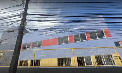 
				
					Escola municipal de Salvador é arrombada duas vezes em menos de 24 horas
				
				