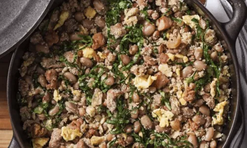 
				
					Churrasco especial: aprenda a fazer feijão tropeiro para acompanhar almoço de 'Dia das Mães'
				
				