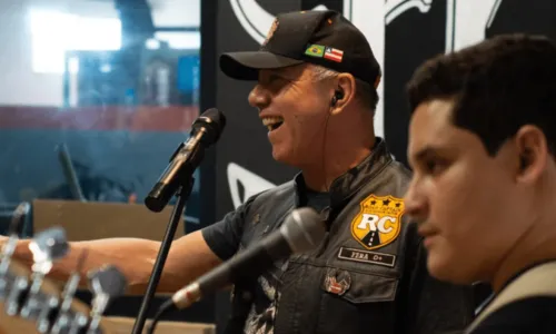 
				
					Cruzeiro do São Francisco recebe show de Rock e grupo de motociclistas em Salvador
				
				