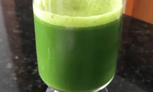 
				
					Aprenda receita de suco verde detox que tem poucos ingredientes e fica pronto em 10 minutos
				
				