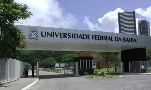 
				
					Ufba recomenda flexibilização de aulas após mortes de PMs em Salvador
				
				