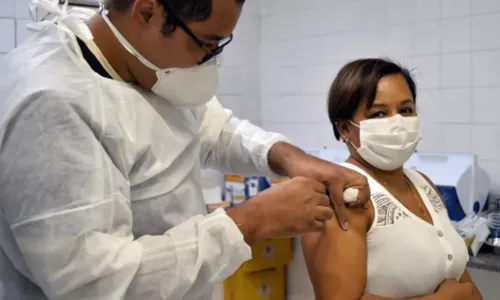 
				
					Vacinação contra Covid-19, sarampo e gripe é suspensa no final de semana em Salvador
				
				