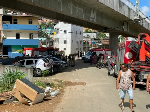 
				
					FOTOS: veja imagens do acidente entre o trem do metrô de Salvador e caminhão rebocador
				
				