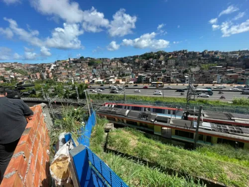 
				
					FOTOS: veja imagens do acidente entre o trem do metrô de Salvador e caminhão rebocador
				
				