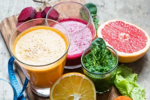 
				
					Exagerou no ‘findi’? Aprenda a fazer cinco receitas de sucos detox
				
				