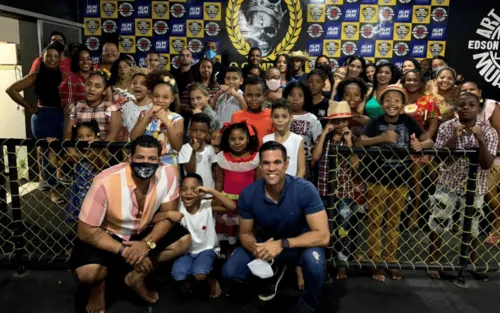 
				
					Sonhos de um campeão: conheça o projeto social que leva muay thai como ferramenta de educação a crianças de Salvador
				
				