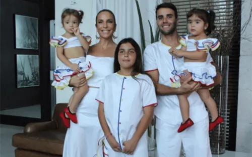 
				
					Mamãe coruja? Relembre momentos especiais de Ivete Sangalo com os filhos
				
				