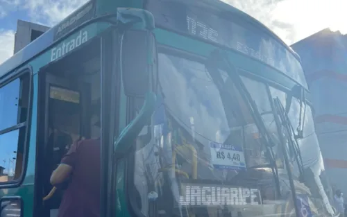 
				
					Nova linha de ônibus começa a operar em Cajazeiras neste sábado (28); saiba detalhes
				
				