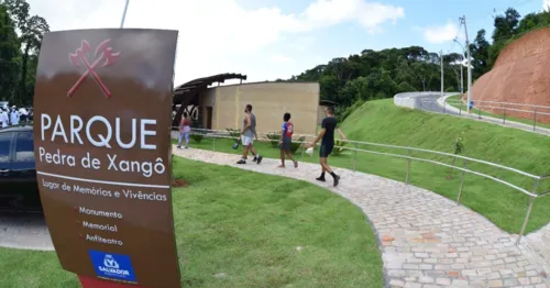 
				
					Com investimento de R$ 8 milhões, Parque Pedra de Xangô, em Cajazeiras, é inaugurado pela Prefeitura nesta quarta (4)
				
				