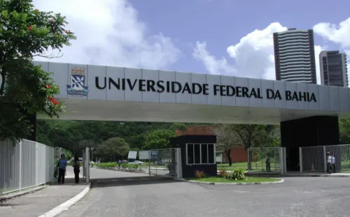 
				
					Ufba recomenda flexibilização de aulas após mortes de PMs em Salvador
				
				