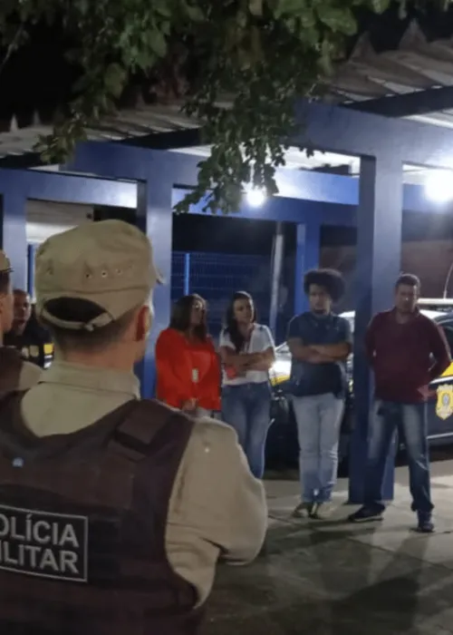 
				
					PRF, PM e Conselho Tutelar realizam Operação de Combate à Prostituição Infantil em Jequié, na Bahia
				
				