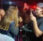 
                  Ivete Sangalo desce do palco durante passagem de som e atende fãs em Juazeiro, na BA; veja vídeos