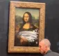 
                  Quadro da Monalisa é alvo de vandalismo no Louvre, em Paris