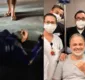 
                  Marcos Breda deixa hospital após acidente de moto: 'Renascimento'
