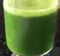 
                  Aprenda receita de suco verde detox que tem poucos ingredientes e fica pronto em 10 minutos