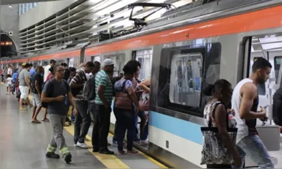 
		Linha 2 do Metrô de Salvador opera com lentidão nesta quarta (22) após roubo de cabos
