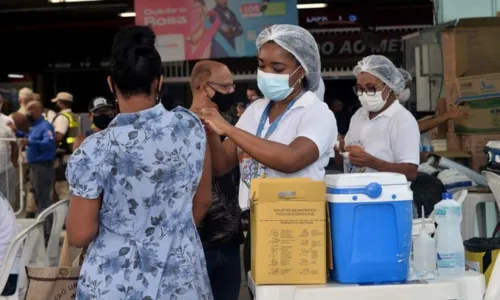 
				
					Estação da Lapa recebe vacinação contra gripe a partir de quinta-feira (30)
				
				
