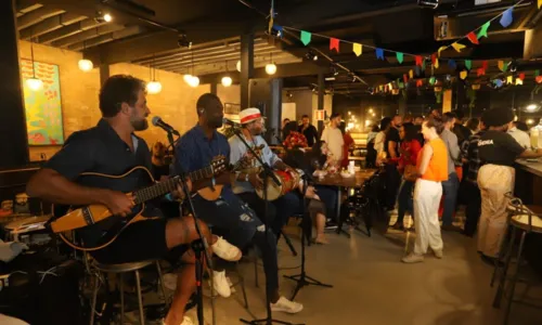 
				
					Sob muita música, Boteco do Mídia celebra a volta dos eventos presenciais em Salvador
				
				