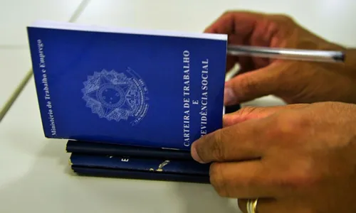 
				
					Bahia mantém maior taxa de desemprego do país pelo terceiro trimestre consecutivo, aponta IBGE
				
				