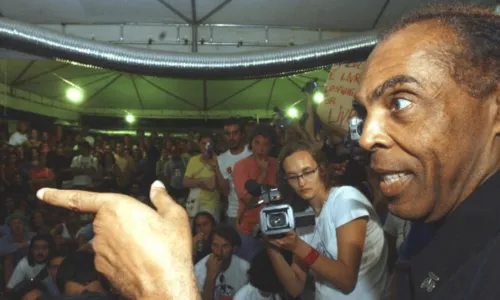 
				
					De vereador de Salvador a ministro no governo Lula: relembre trajetória política de Gilberto Gil
				
				