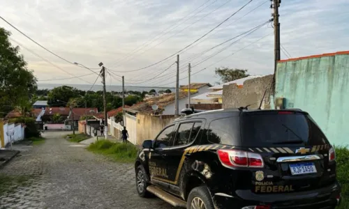 
				
					PF faz operação contra desvio de verbas da saúde no Vale do Paraíba
				
				