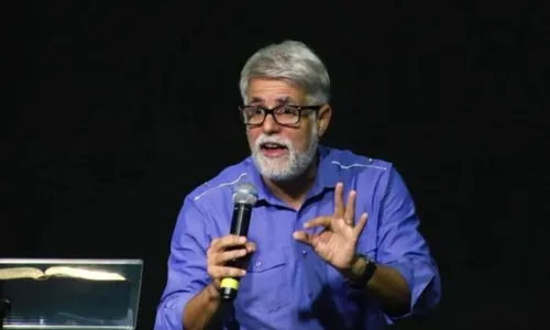 
				
					Pastor Claudio Duarte realiza palestra em hotel na capital baiana; confira data
				
				