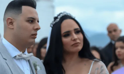 
				
					Perlla se casa com empresário milionário no Rio de Janeiro: 'A mulher mais abençoada do mundo'
				
				
