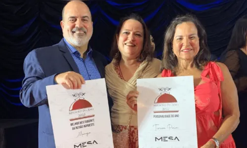 
				
					Chef Tereza Paim conquista o prêmio de Personalidade da Gastronomia do ano pela Prazeres da Mesa
				
				