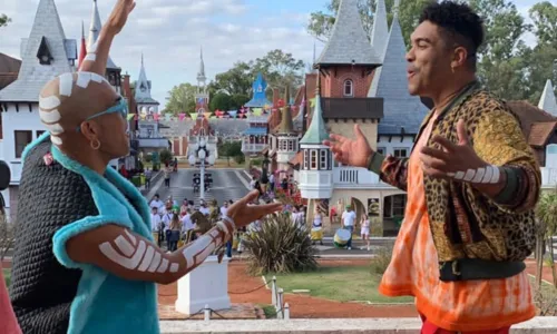 
				
					Timbalada lança clipe de 'Viva La Vida', primeiro trabalho gravado fora do Brasil; confira
				
				